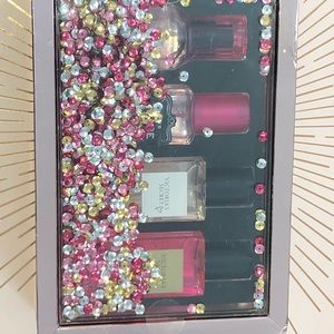 Victoria’s Secret 4 set mists